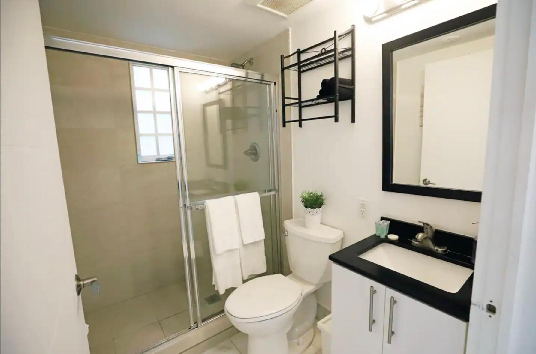 South Beach 2 Bedroom Family & Pet Friendly Apartment With Balcony & Free Parking Miami Beach Eksteriør billede